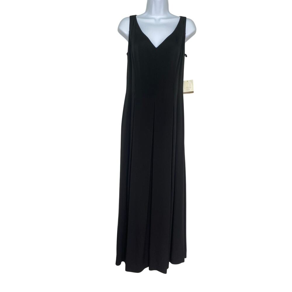 European Summer NWT Doncaster Black Sleeveless Dress Size:6P